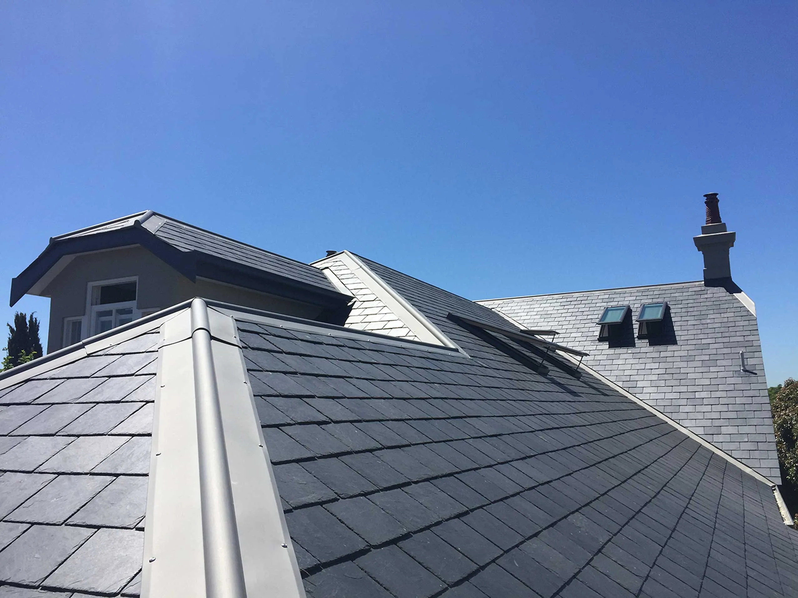 Roof inspection in Bromley